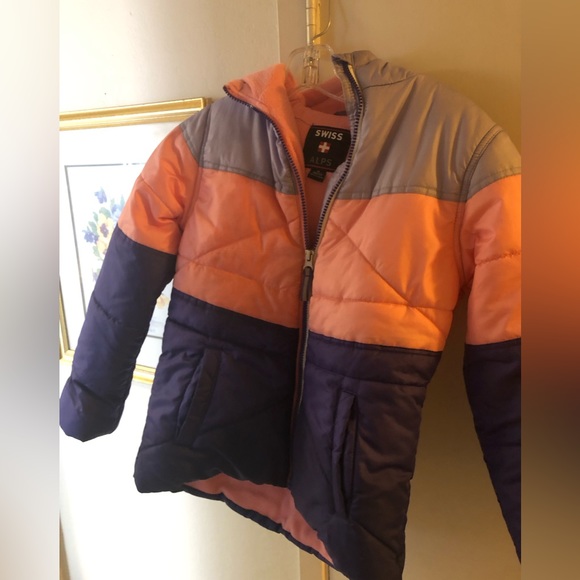 4-sale Swiss Alps Insulated Parka - 611 $30 or $25 w/offer - Picture 1 of 8